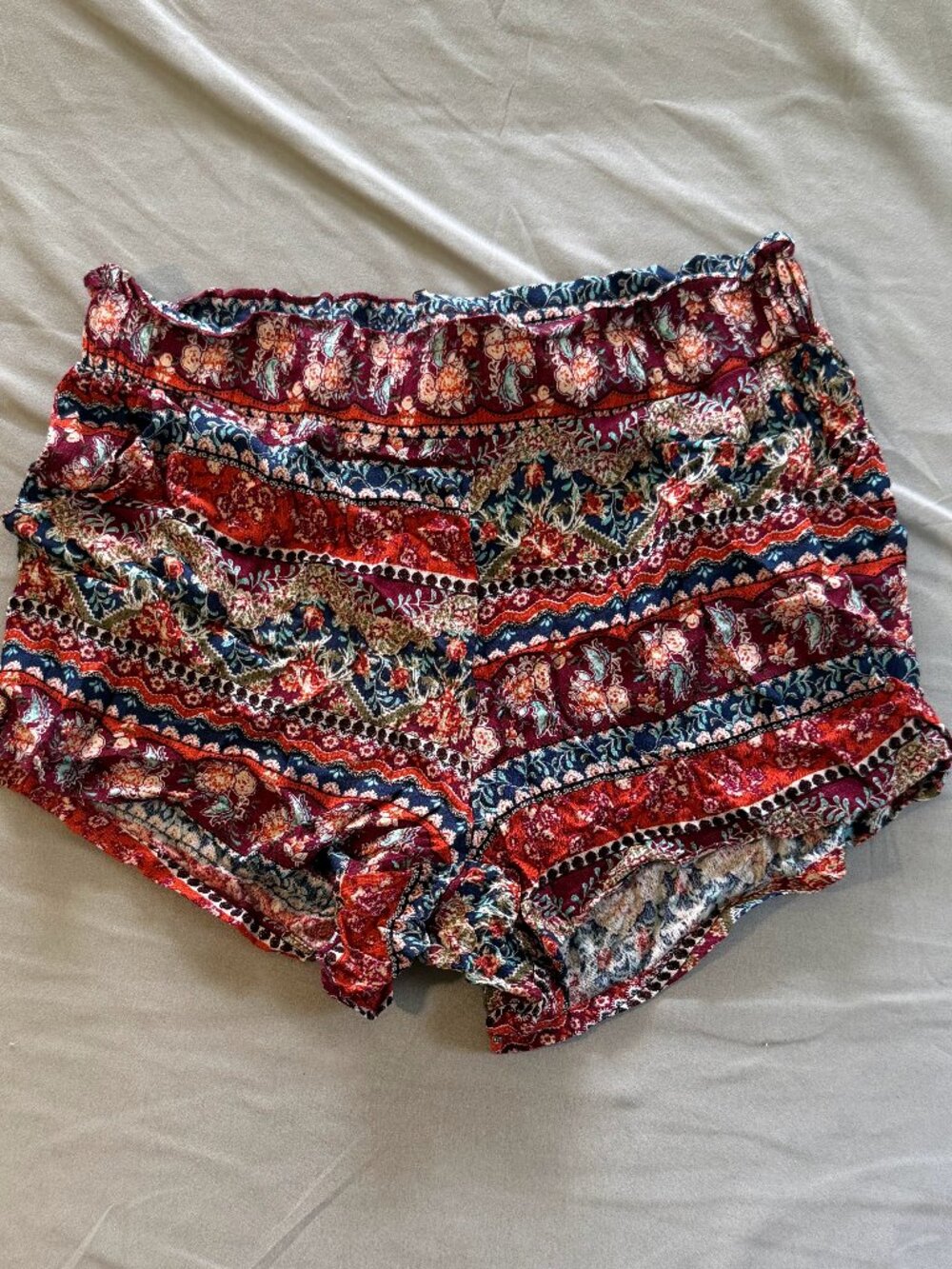 Full Tilt Women's Boho Printed Multicolored Casual Shorts Size Small New w/o Tag
